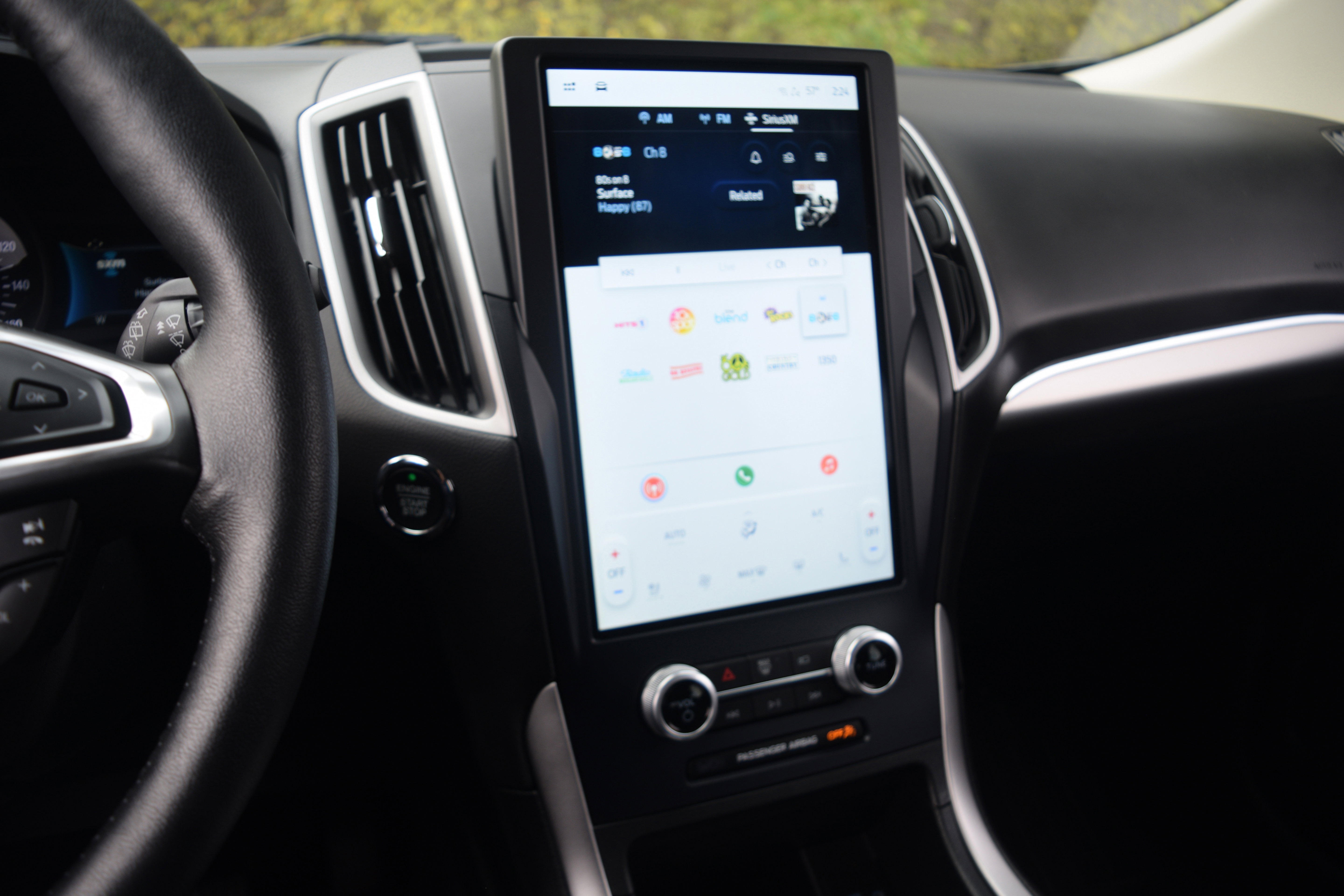 Used 2022 Ford Edge SEL w/ Convenience Package image 9