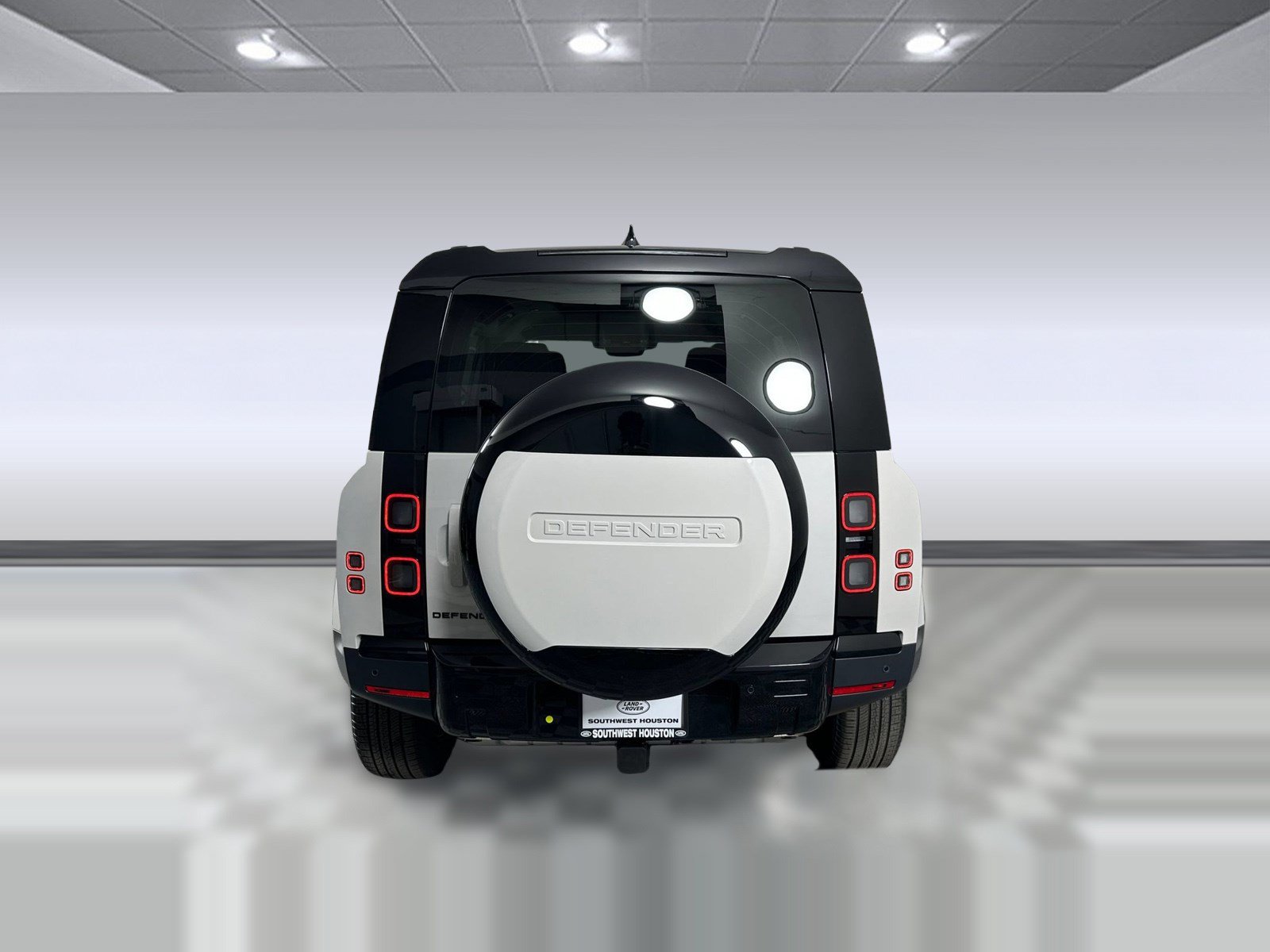 Used 2026 Land Rover Defender 110 S AWD/4WD image 9