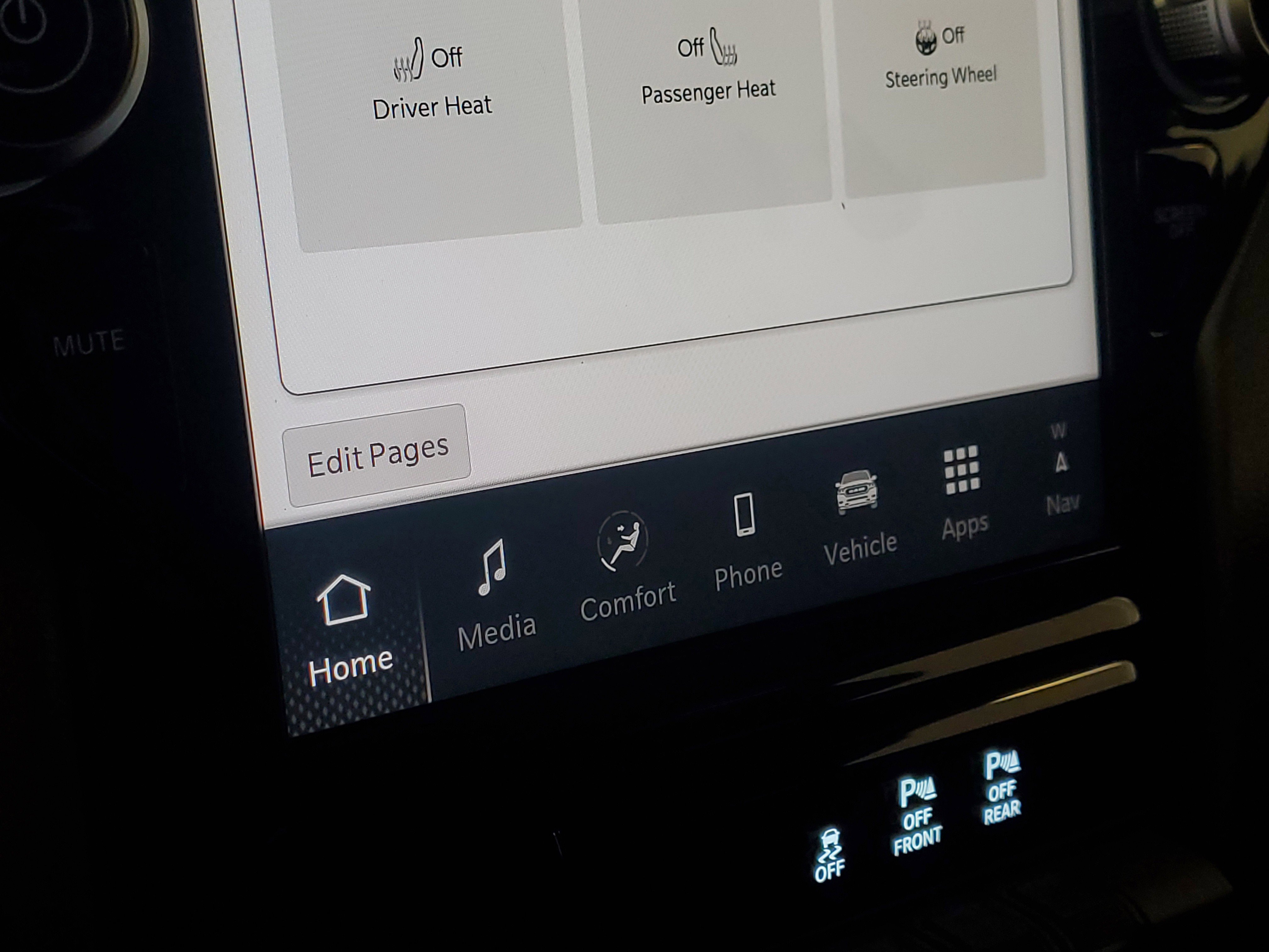 Used 2025 RAM 1500 Laramie image 28