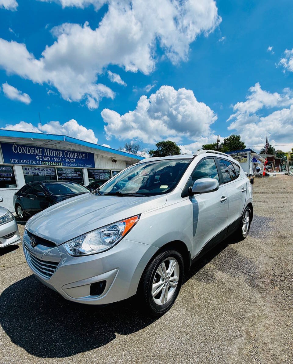 Used 2011 Hyundai Tucson GLS AWD/4WD image 6