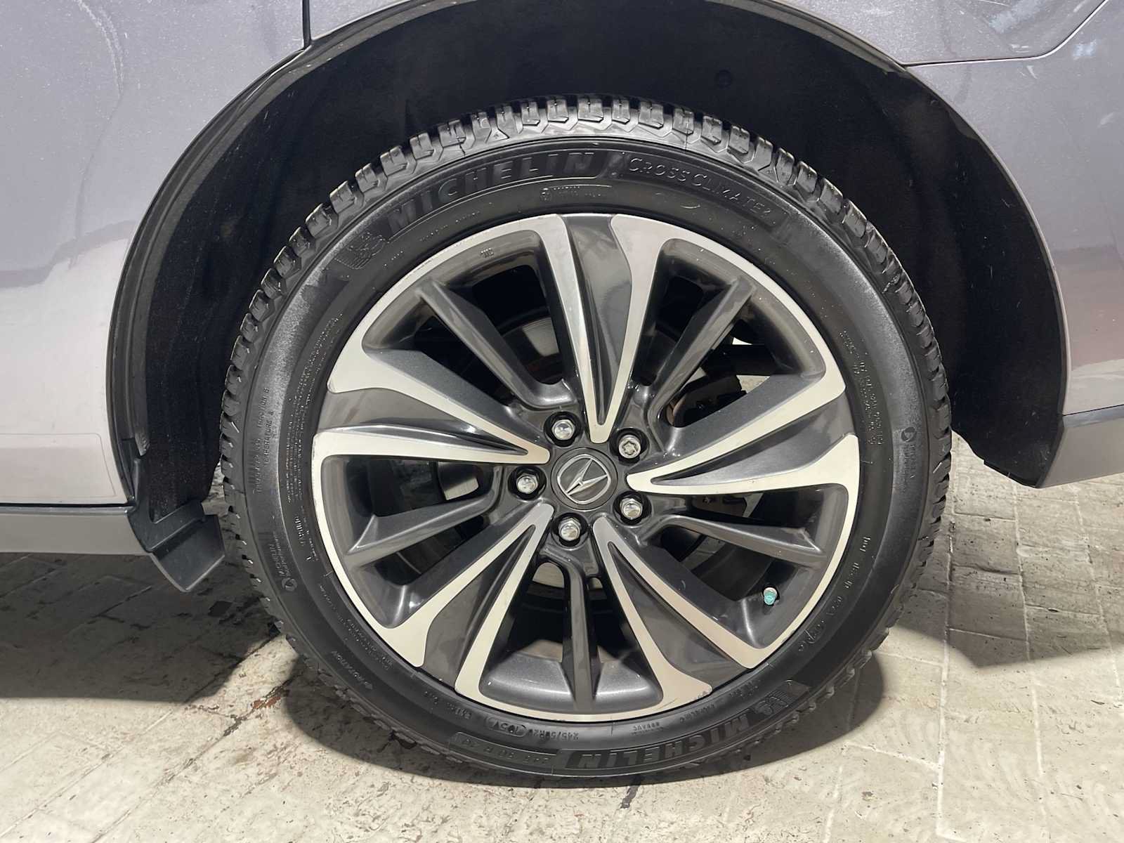 Used 2020 Acura MDX w/ Technology Package AWD/4WD image 8