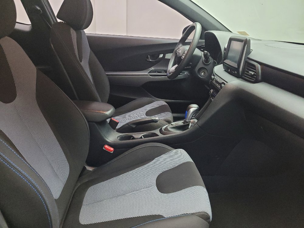 Used 2020 Hyundai Veloster 2.0 FWD image 21