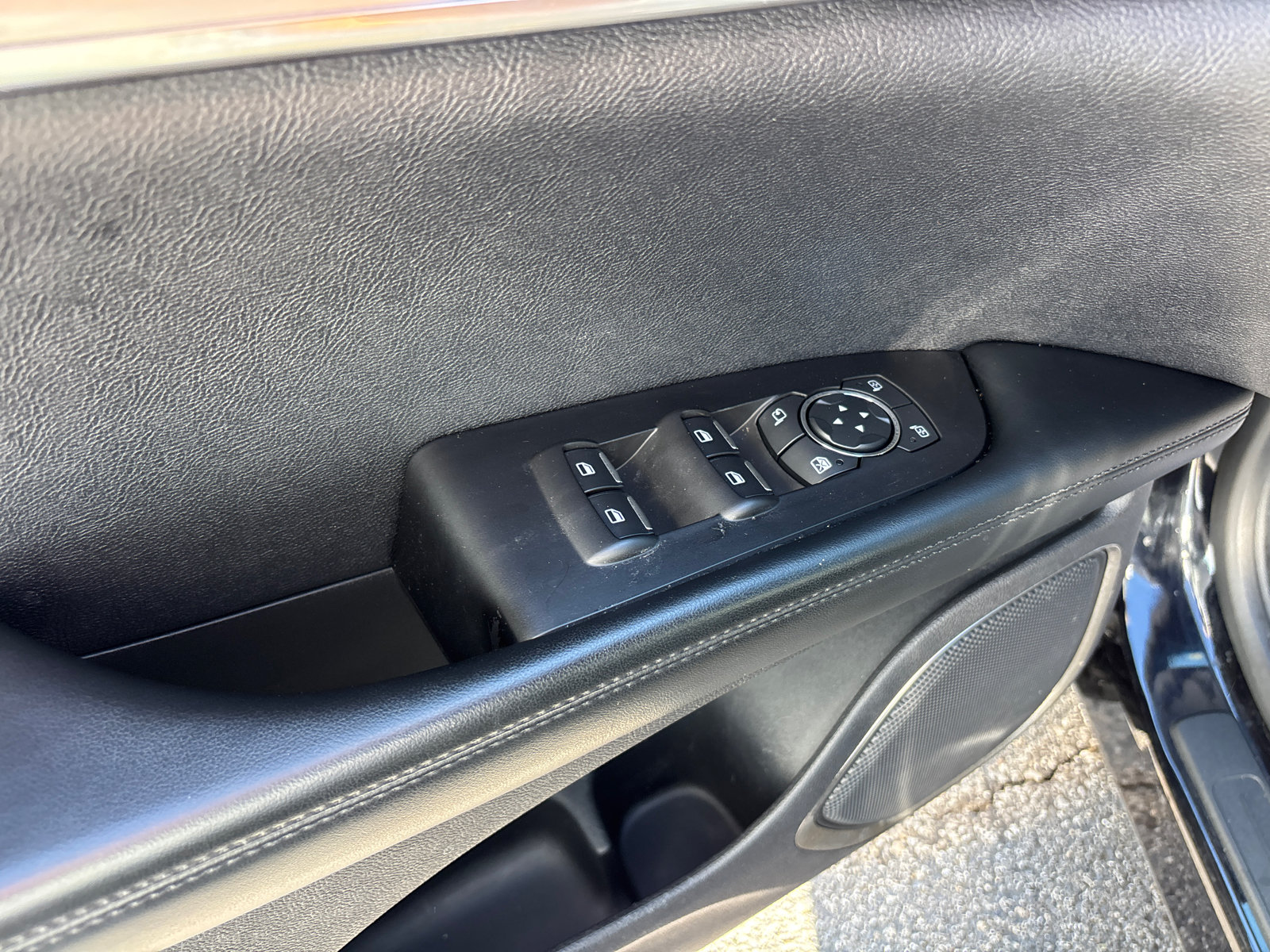 Used 2019 Lincoln Nautilus Premier AWD/4WD image 13