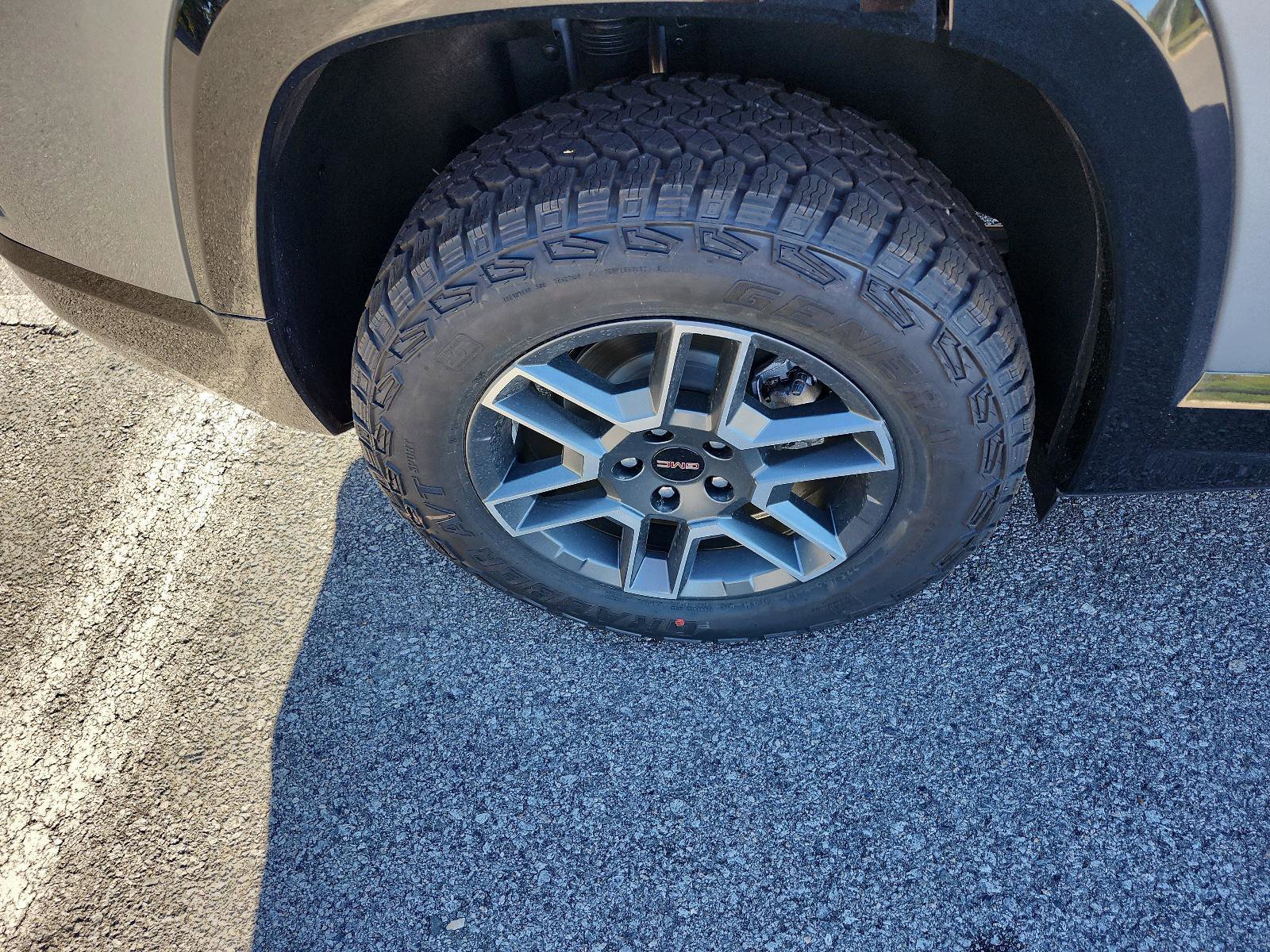 New 2026 GMC Terrain AT4 w/ Convenience Package III image 5
