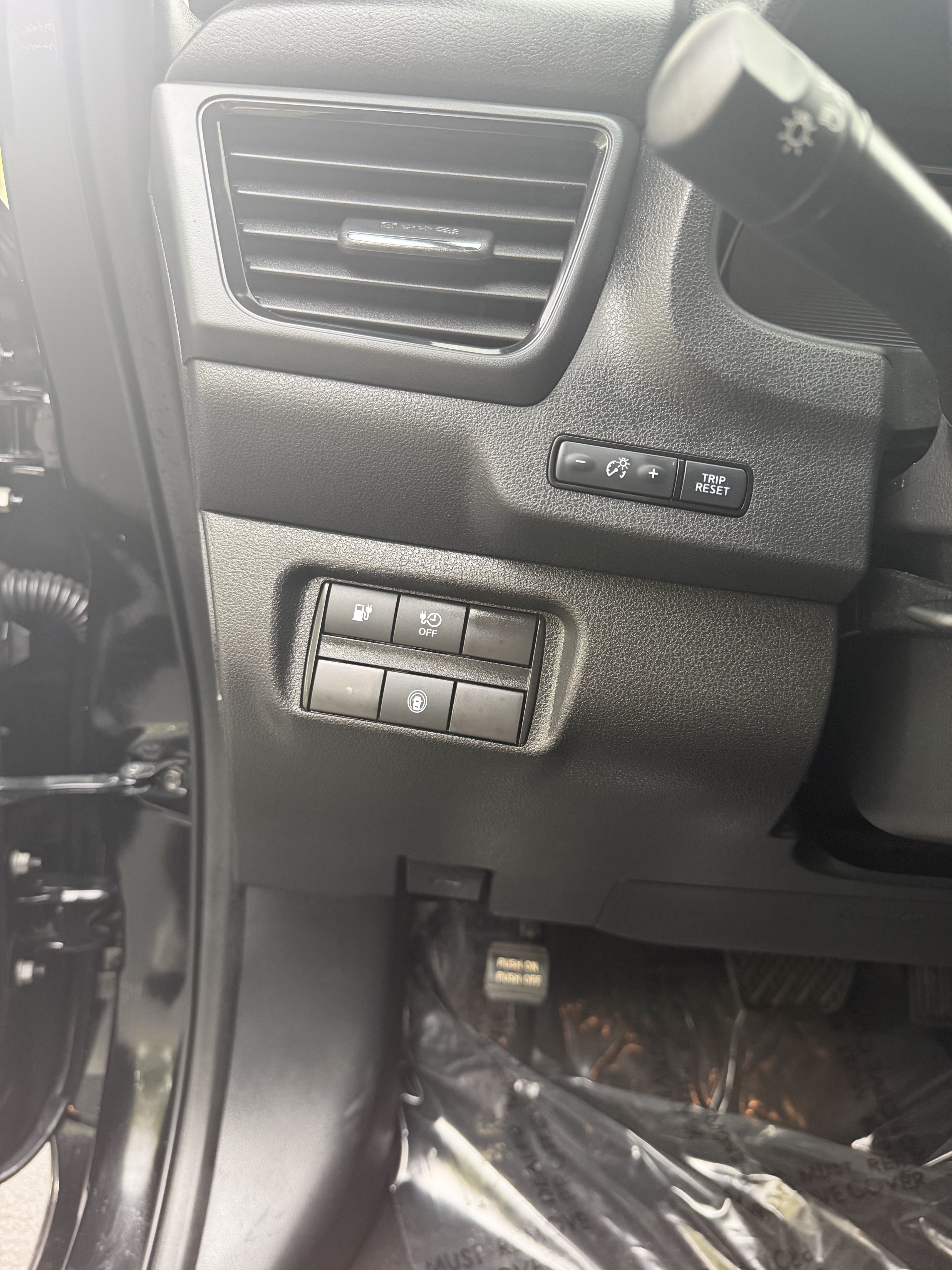 Used 2025 Nissan Leaf S FWD image 23