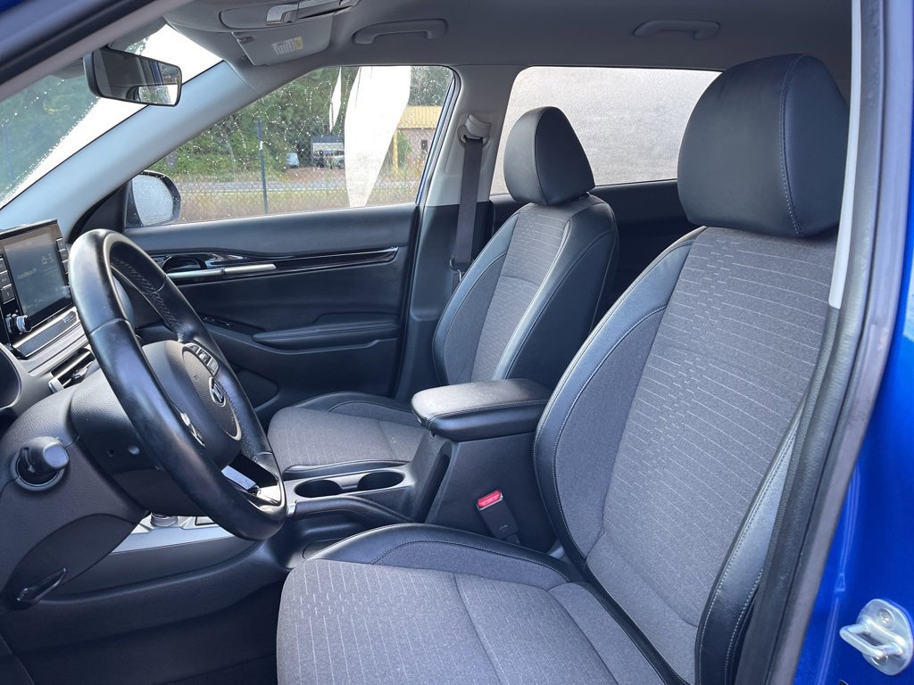 Certified 2021 Kia Seltos S image 18