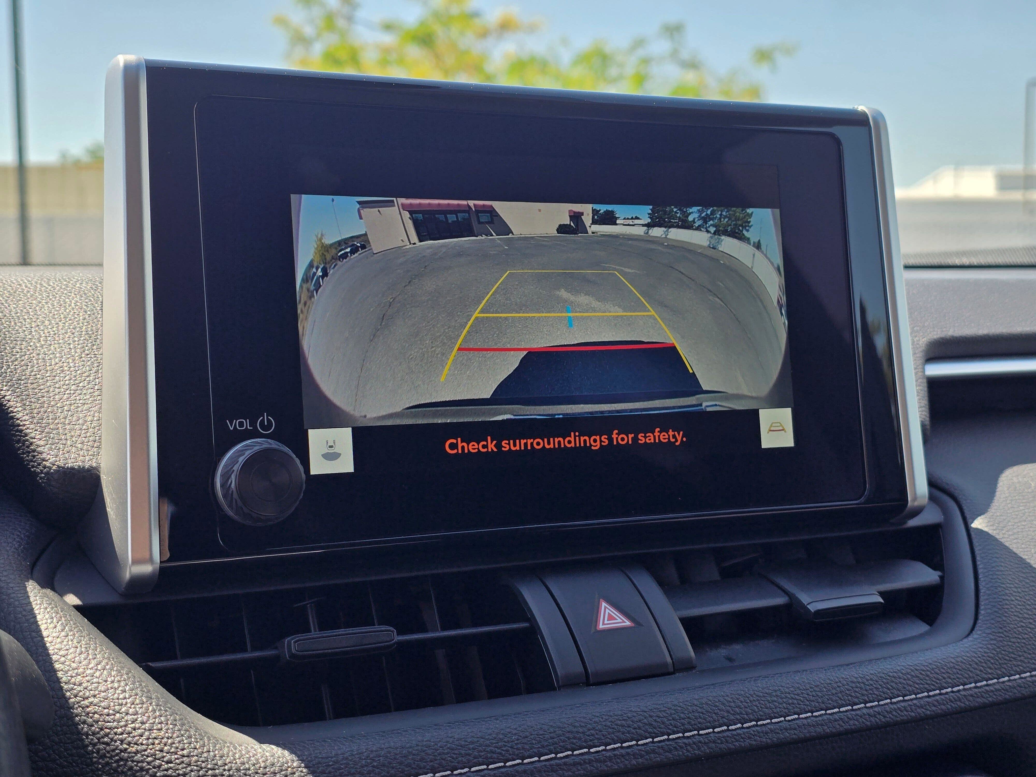 Used 2025 Toyota RAV4 LE AWD/4WD image 20