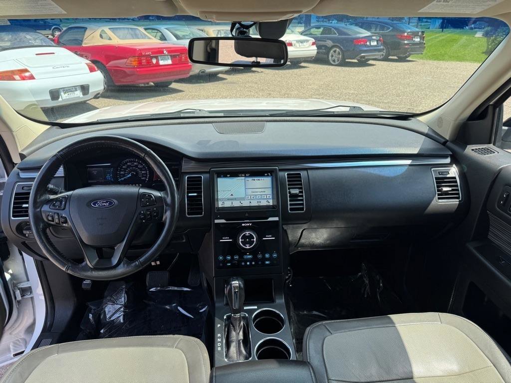 Used 2018 Ford Flex Limited w/ Equipment Group 301A AWD/4WD image 38