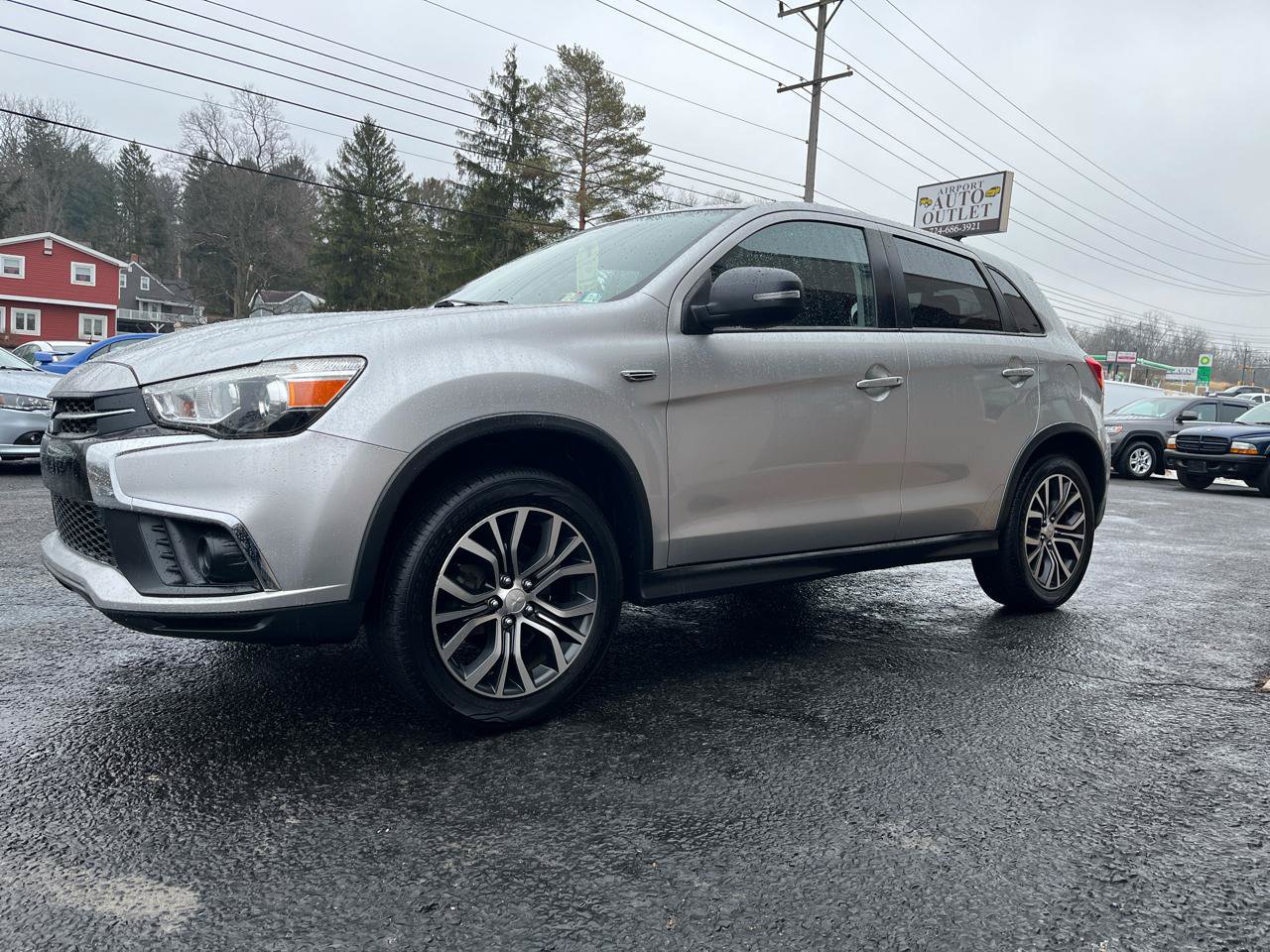 Used 2018 Mitsubishi Outlander Sport ES FWD image 10