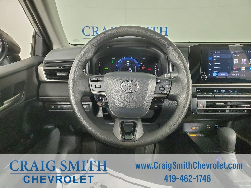 Used 2025 Toyota Camry LE image 15