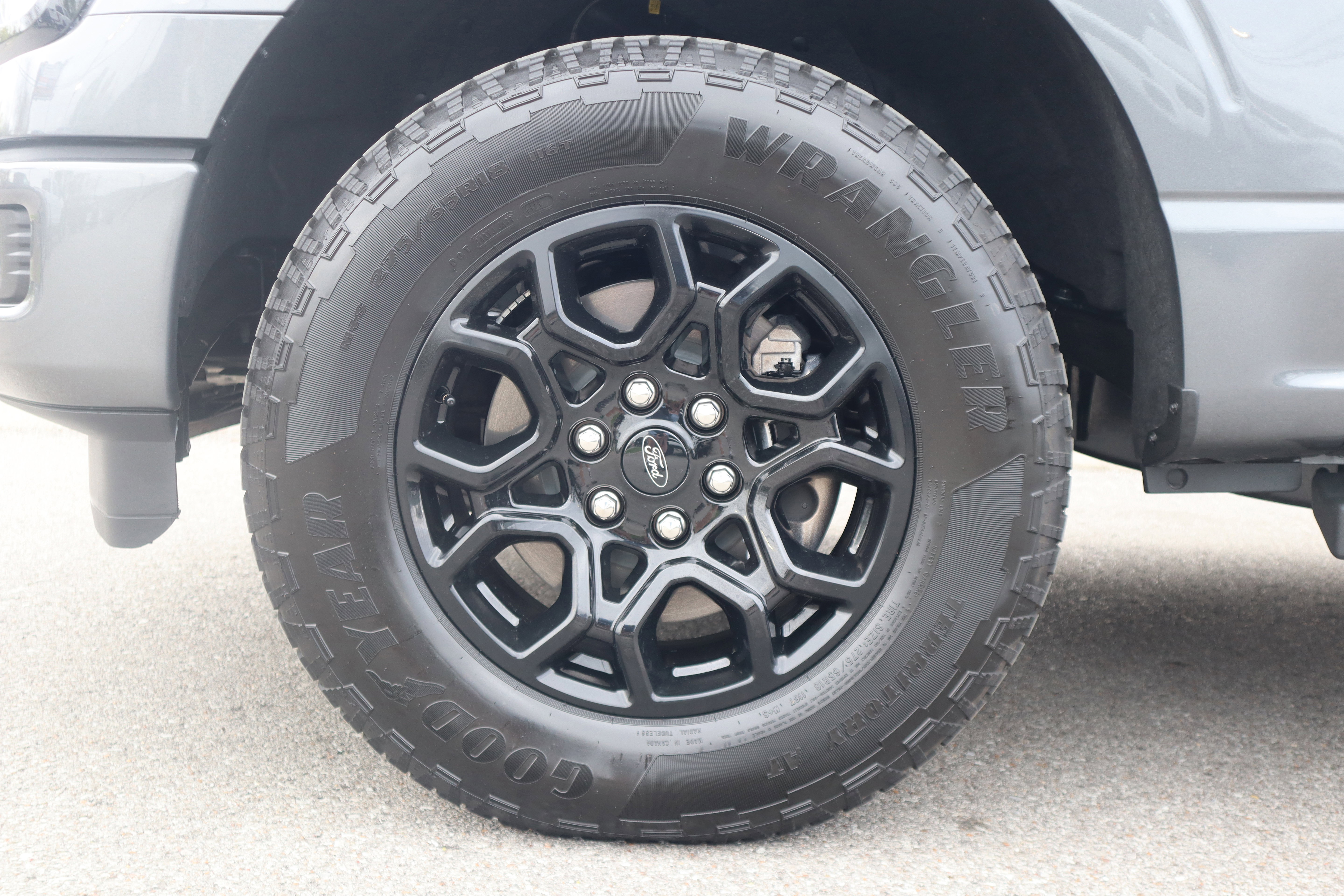 Used 2026 Ford F150 XLT w/ Equipment Group 302A MID image 12