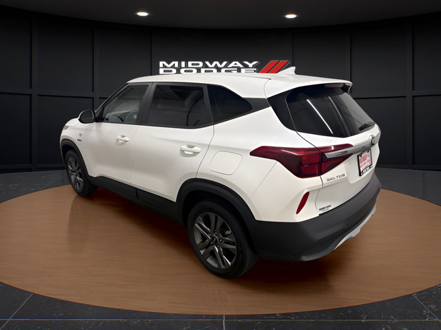 Used 2021 Kia Seltos LX AWD/4WD image 3