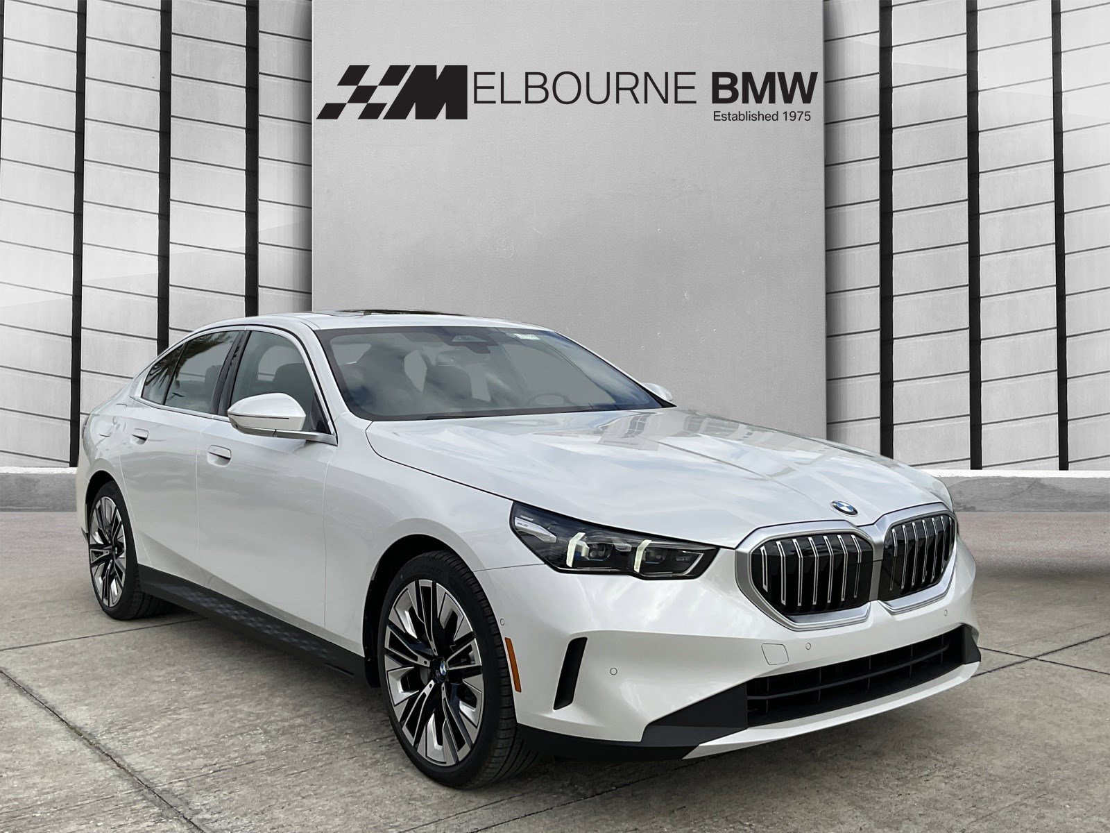 New 2026 BMW 530i w/ Premium Package RWD image 1