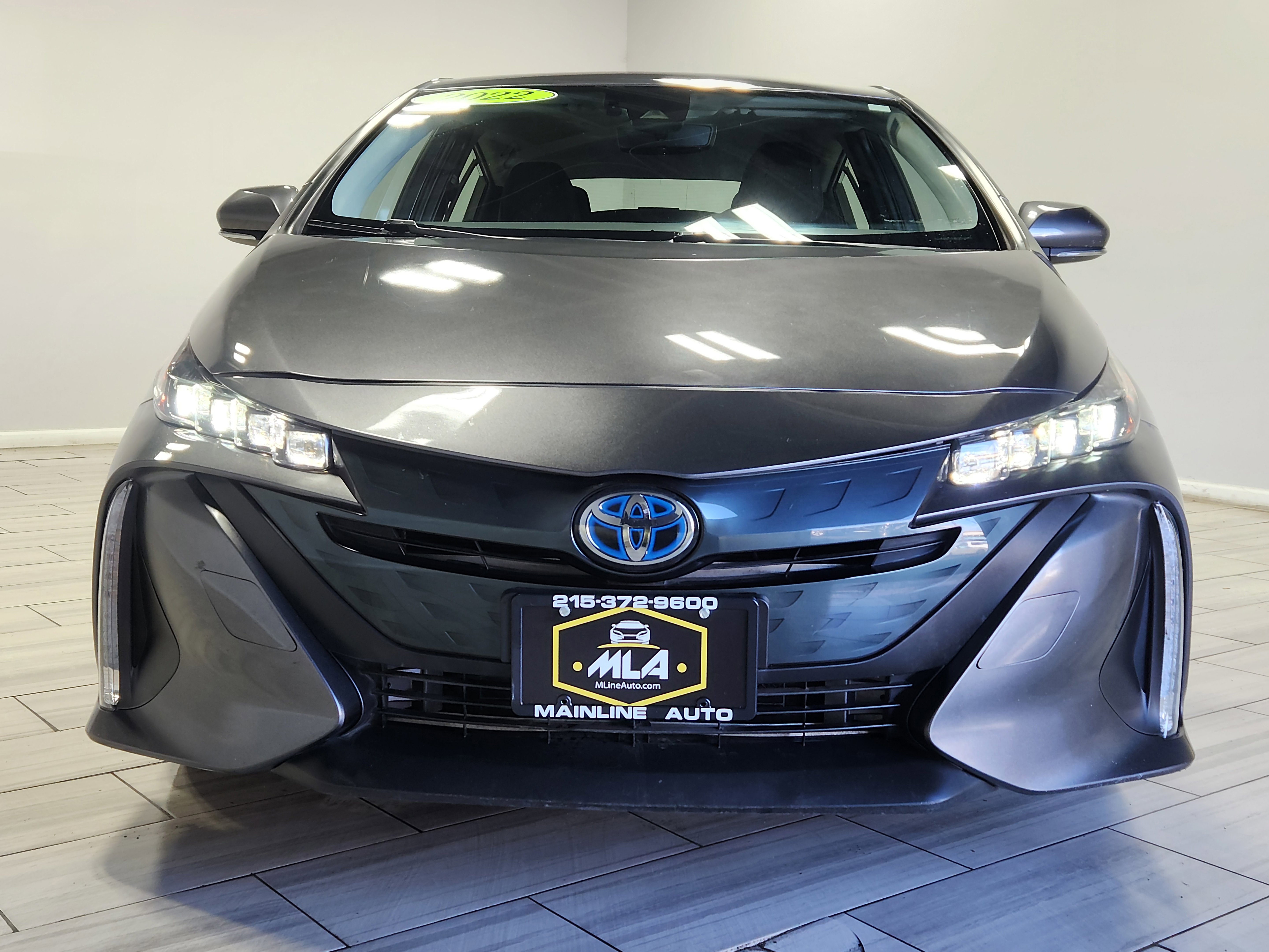 Used 2022 Toyota Prius Prime LE FWD image 8