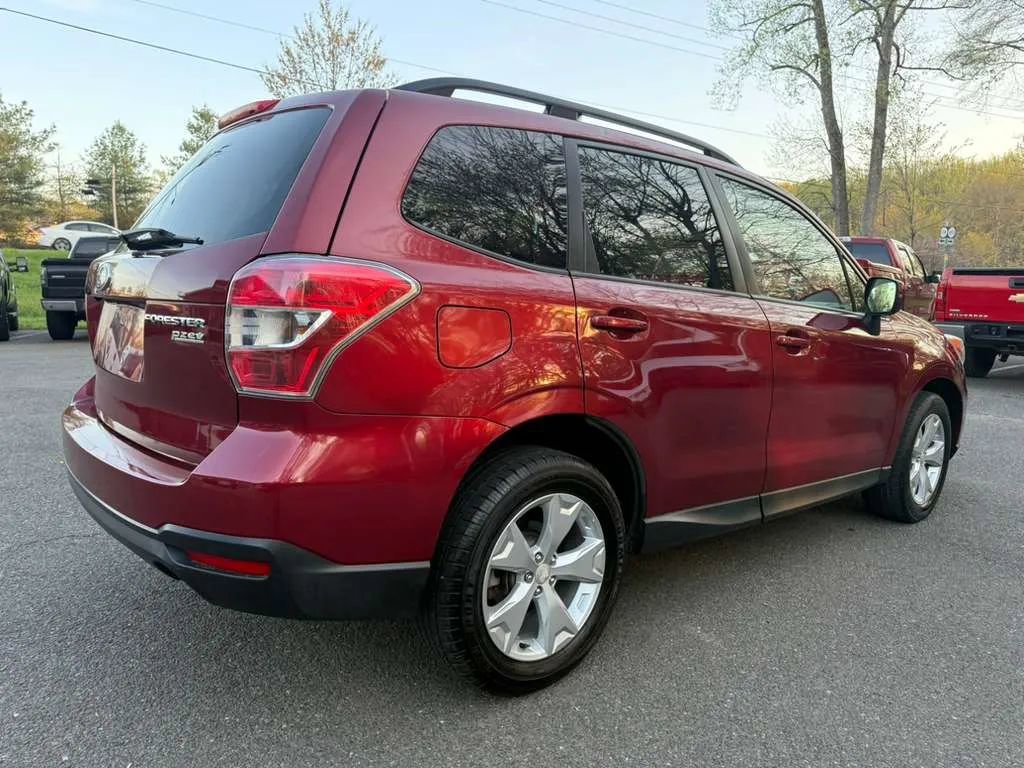 Used 2015 Subaru Forester 2.5i Premium AWD/4WD image 7