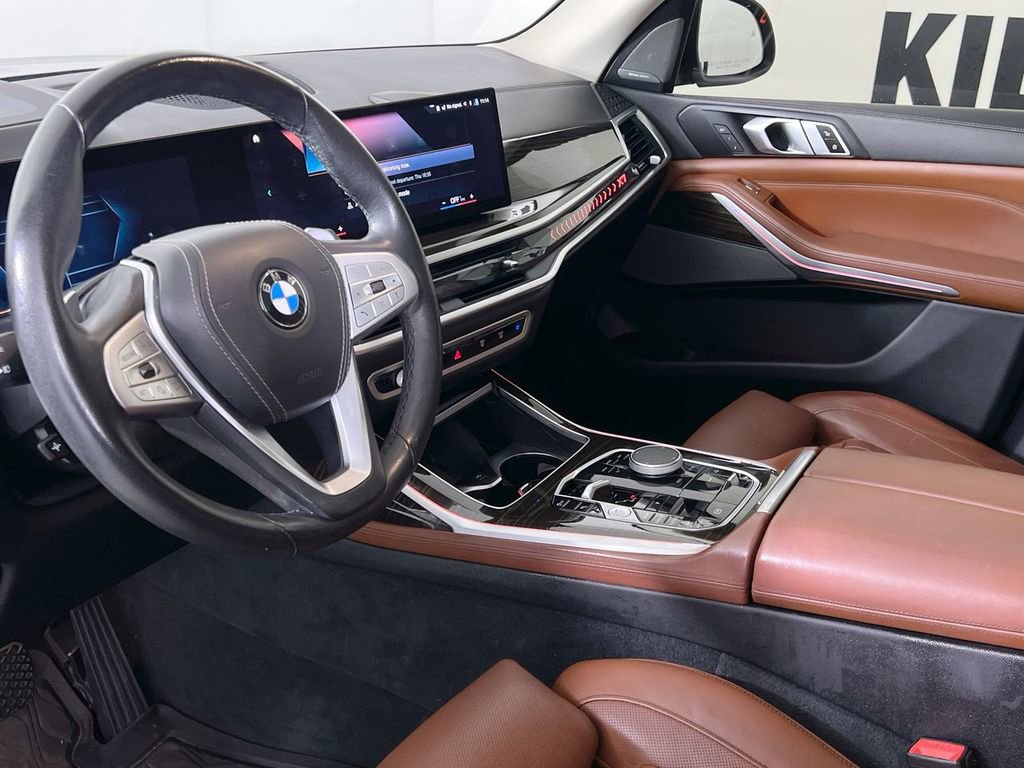 Used 2023 BMW X7 xDrive40i w/ Premium Package image 33