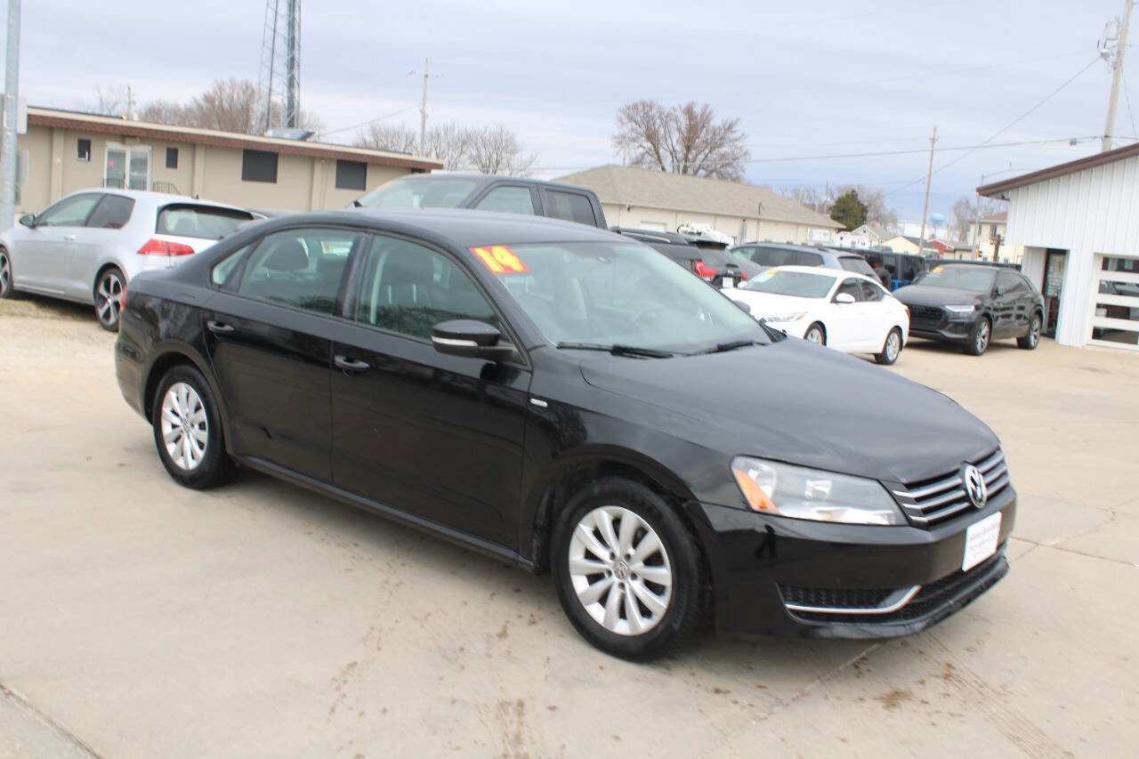Used 2014 Volkswagen Passat 2.5 S image 2