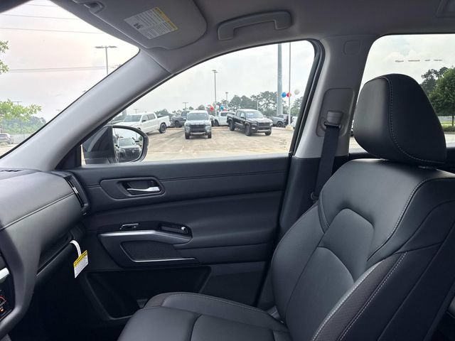 New 2026 Nissan Pathfinder SL FWD image 16