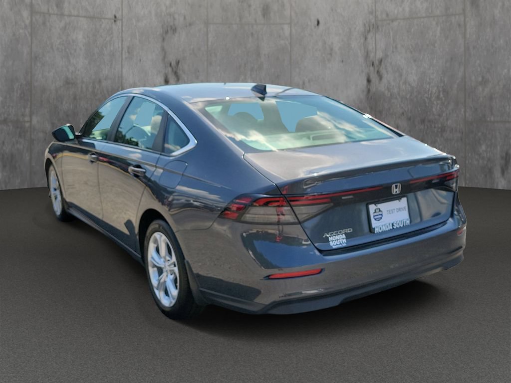 Used 2023 Honda Accord LX image 4