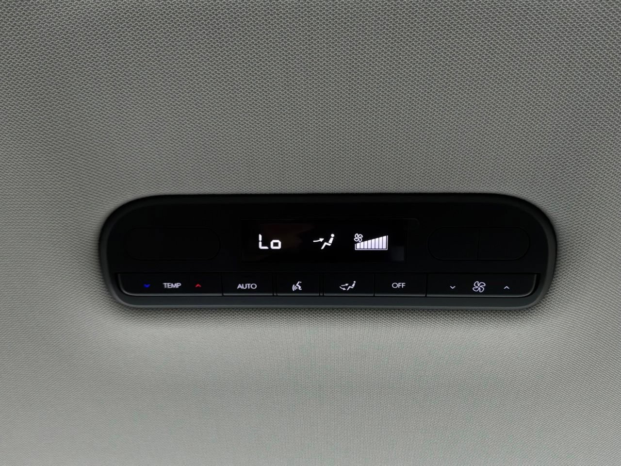 Used 2026 Hyundai Palisade SEL FWD image 17