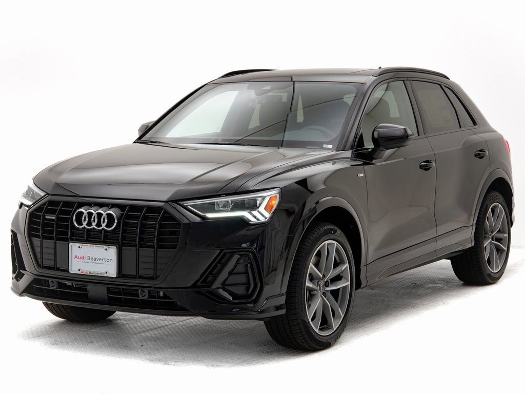 Used 2025 Audi Q3 2.0T Premium w/ Black Optic Sport Package AWD/4WD image 27