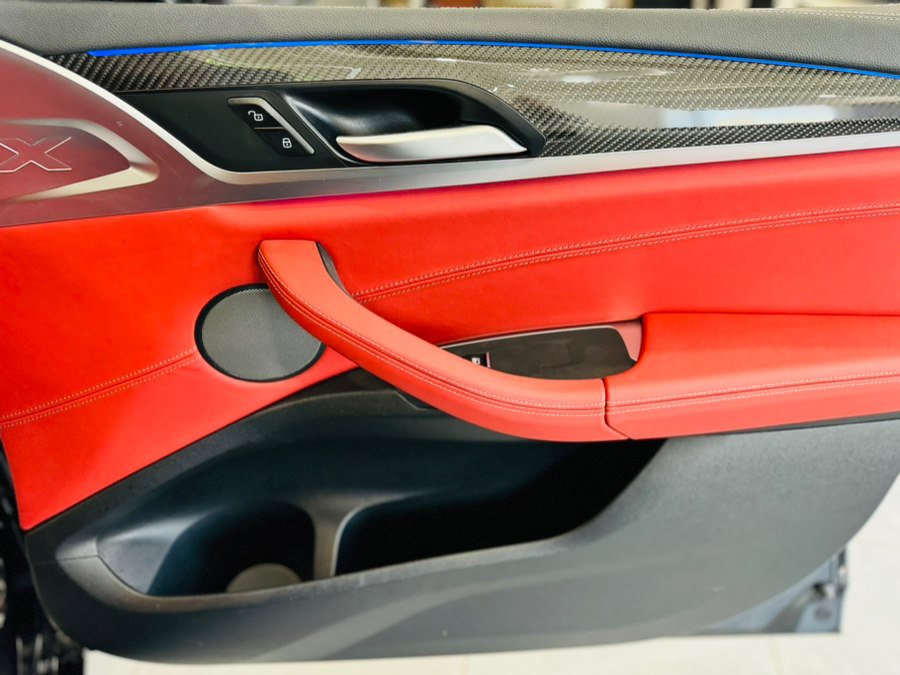Used 2025 BMW X4 M w/ Competition Package image 19