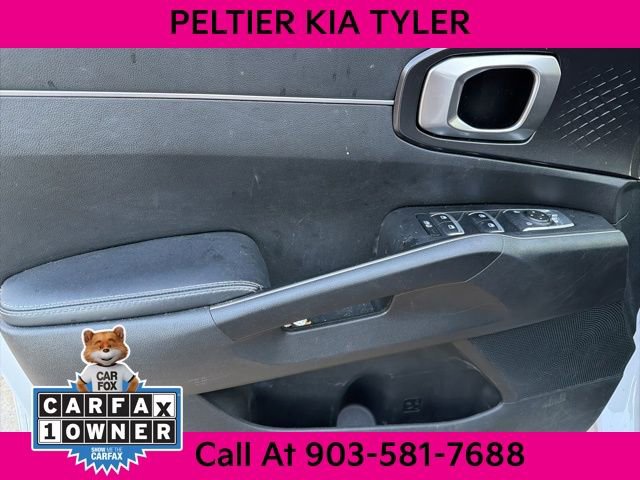 Certified 2021 Kia Sorento S w/ Panoramic Sunroof Package image 16