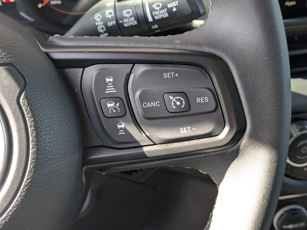 Used 2025 Jeep Wrangler Unlimited Rubicon image 18