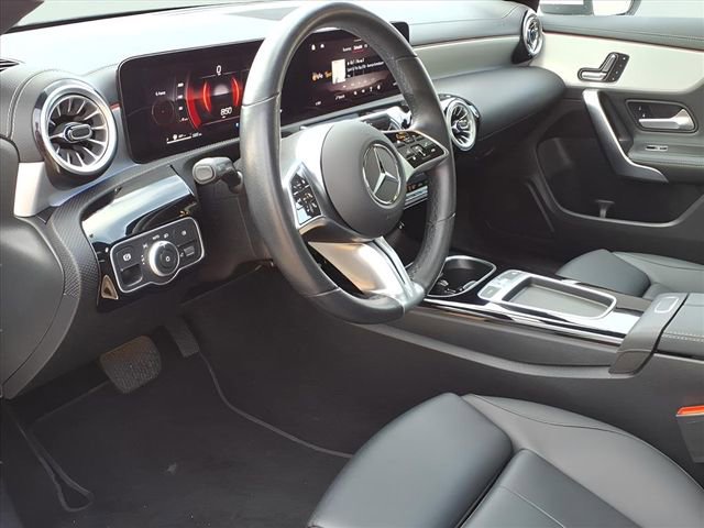 Used 2025 Mercedes-Benz CLA 250 4MATIC image 8