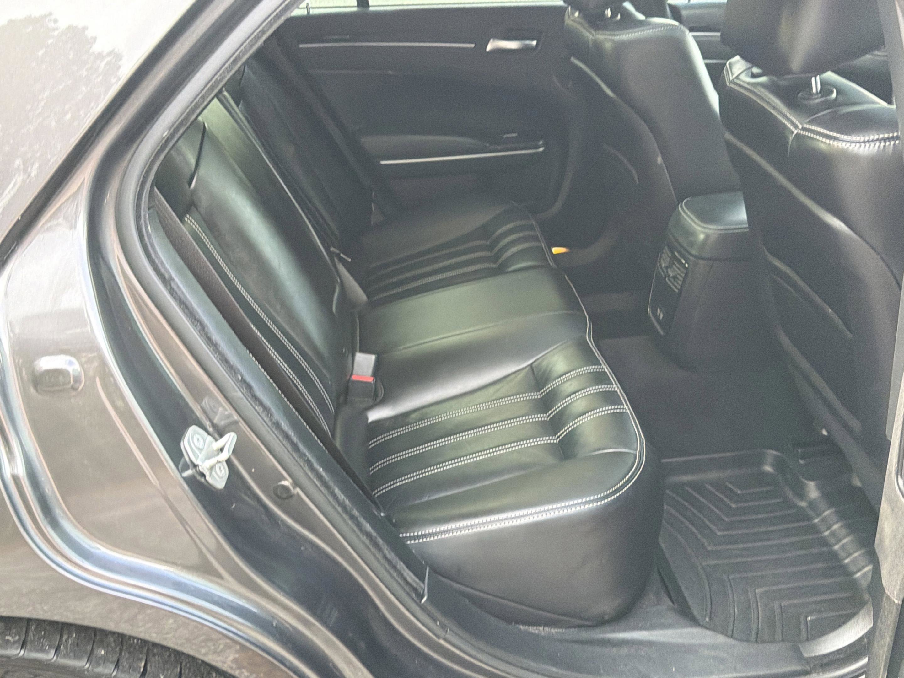 Used 2023 Chrysler 300 S image 22