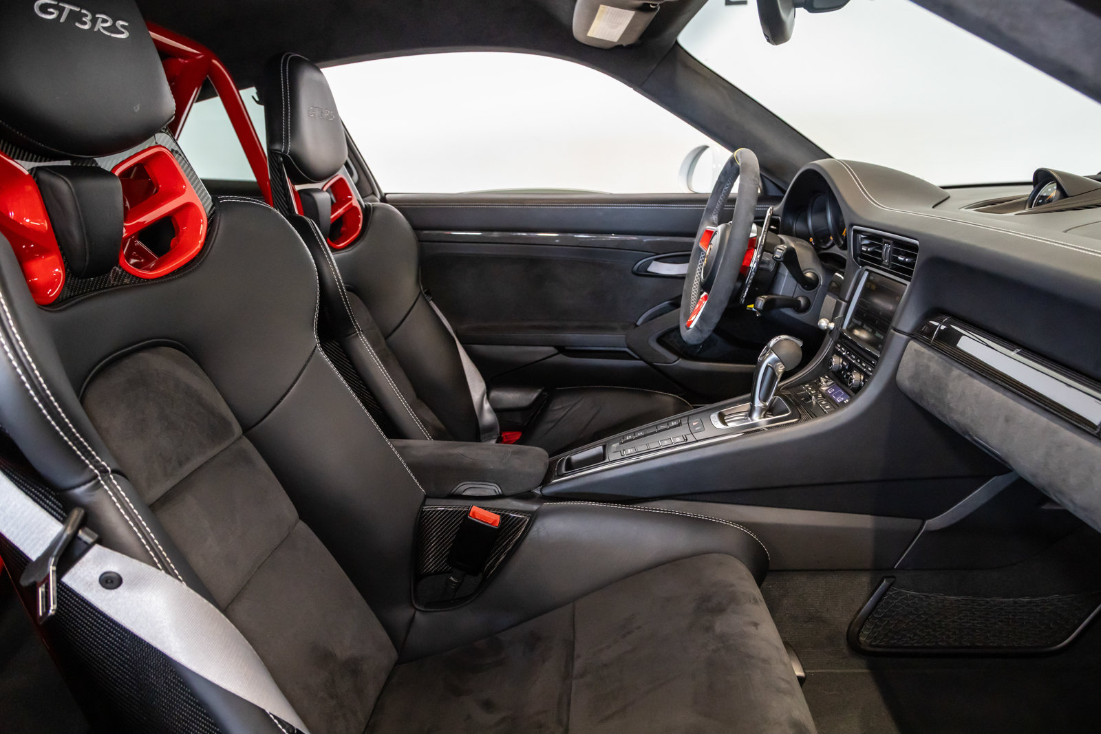 Used 2016 Porsche 911 GT3 RS RWD image 32