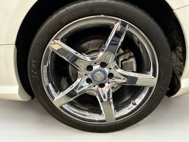 Used 2013 Mercedes-Benz SL 550 w/ Premium Pkg image 31