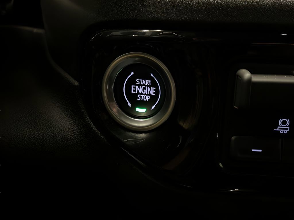 Certified 2022 Chevrolet Silverado 1500 LTZ image 42