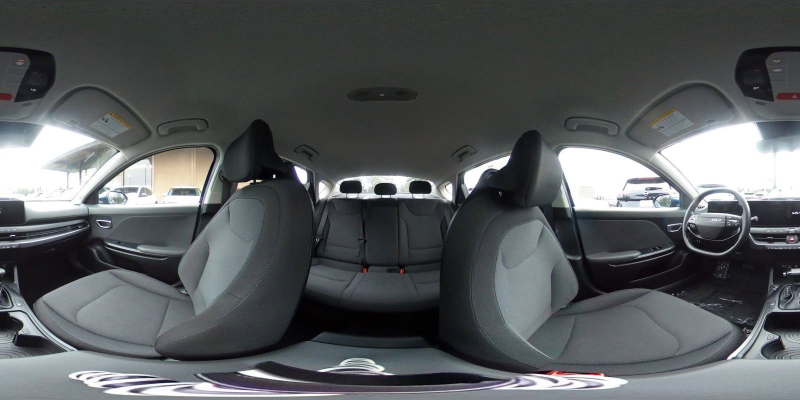 Used 2025 Kia K4 FWD image 43