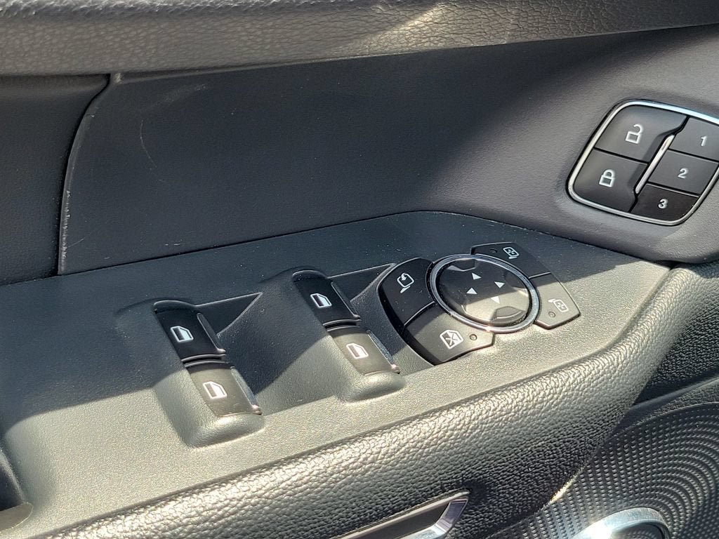 Used 2024 Ford Expedition XLT RWD image 23