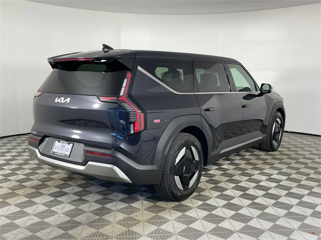 New 2026 Kia EV9 Light image 6