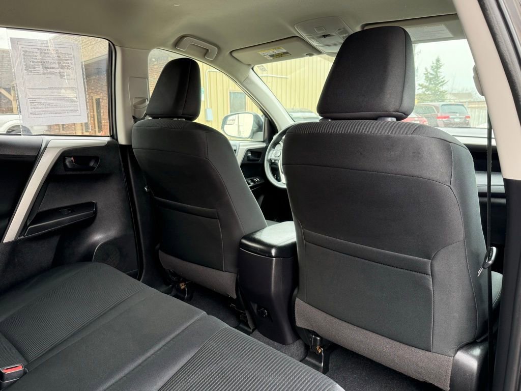 Used 2018 Toyota RAV4 LE w/ All Weather Liner Package image 18