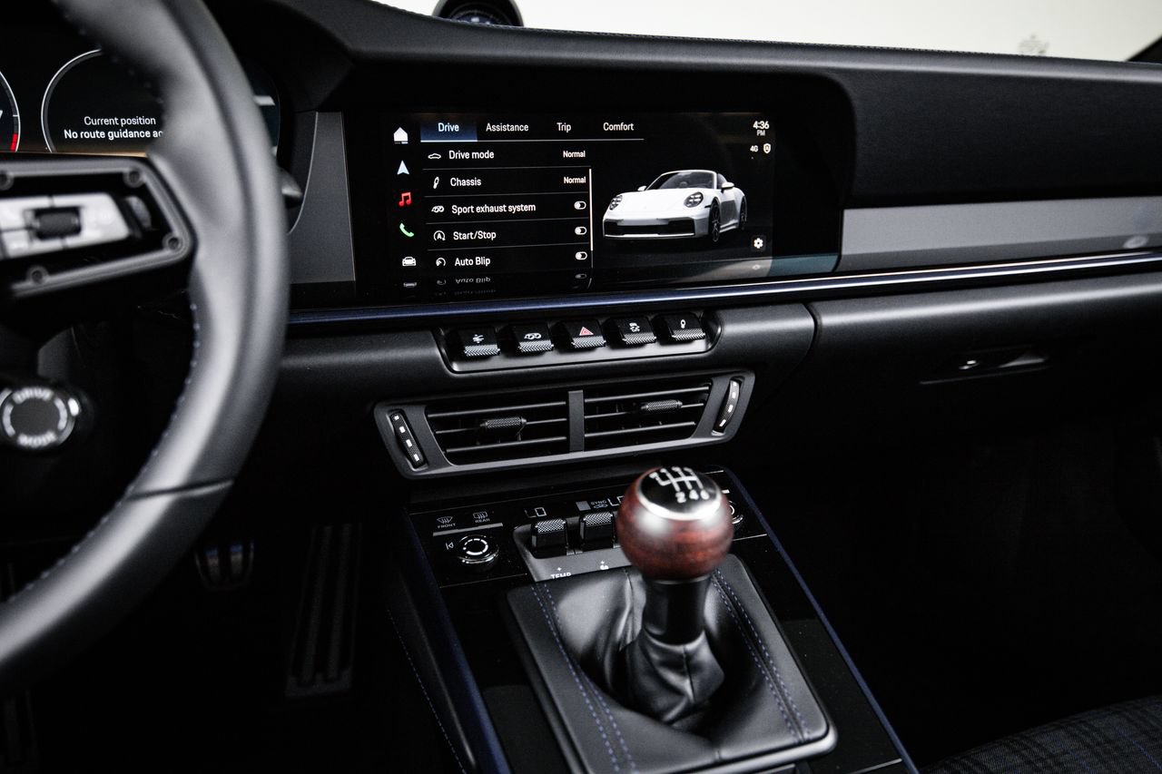 Certified 2026 Porsche 911 Carrera T RWD image 19