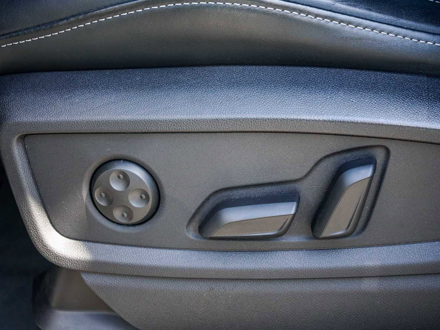 Used 2023 Audi SQ5 Premium Plus w/ Premium Plus Package image 20