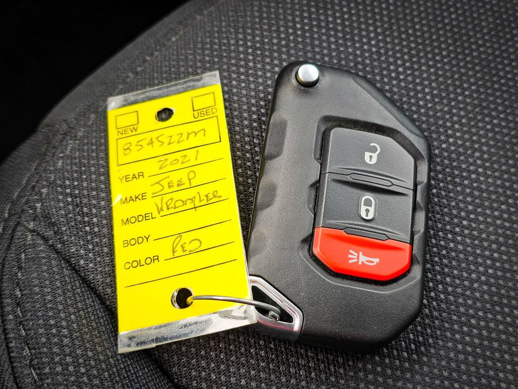 Used 2021 Jeep Wrangler Unlimited Sport AWD/4WD image 39