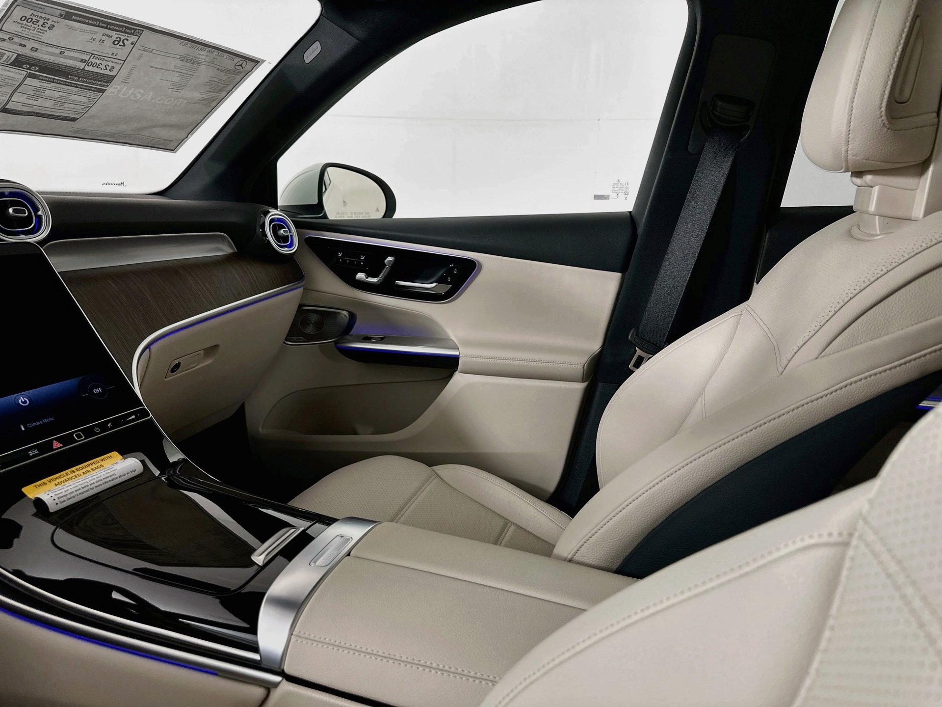 New 2027 Mercedes-Benz GLC 300 4MATIC image 26
