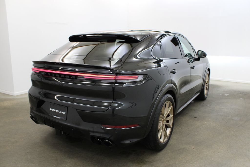Certified 2026 Porsche Cayenne GTS AWD/4WD image 7
