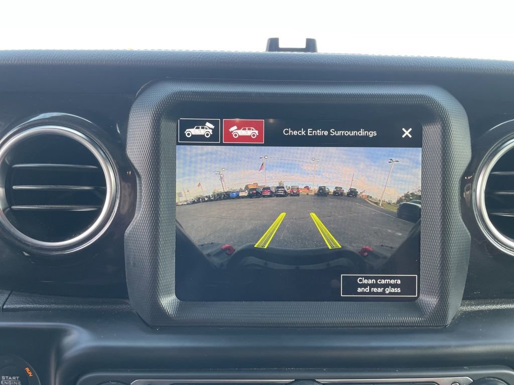 Used 2022 Jeep Wrangler Unlimited Rubicon w/ Trailer Tow Package image 30