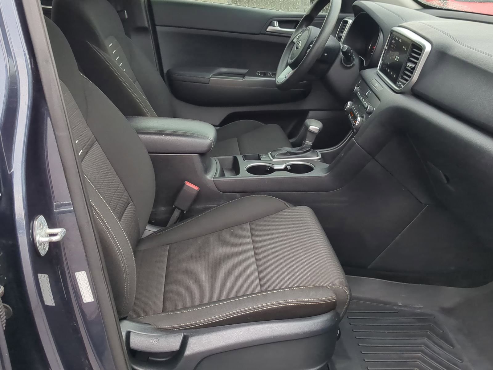 Used 2022 Kia Sportage LX w/ LX FWD Value Edition Package image 27