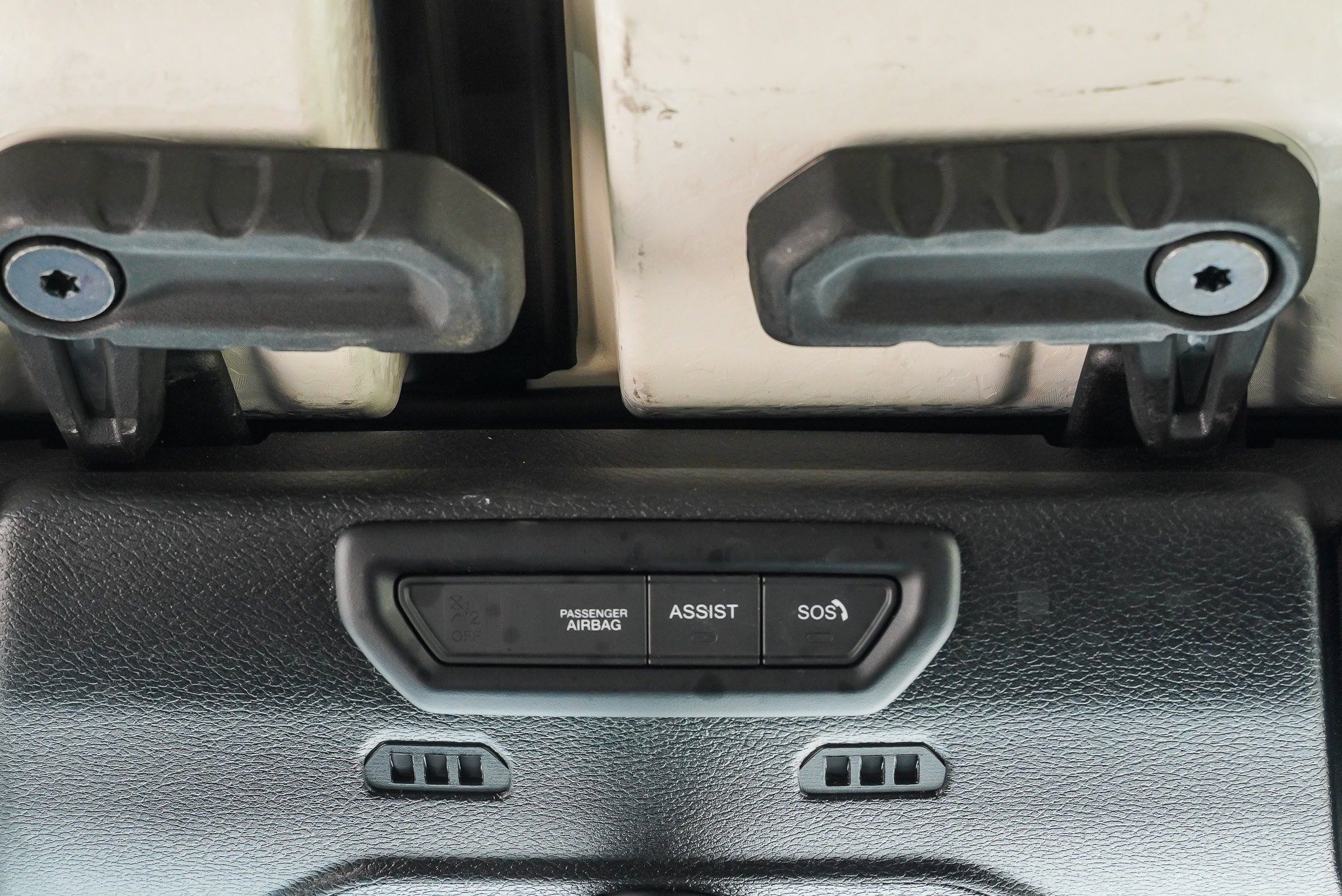 Used 2023 Jeep Wrangler Unlimited Sahara AWD/4WD image 30