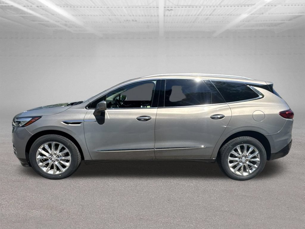 Used 2018 Buick Enclave Premium w/ Experience Buick Package AWD/4WD image 2