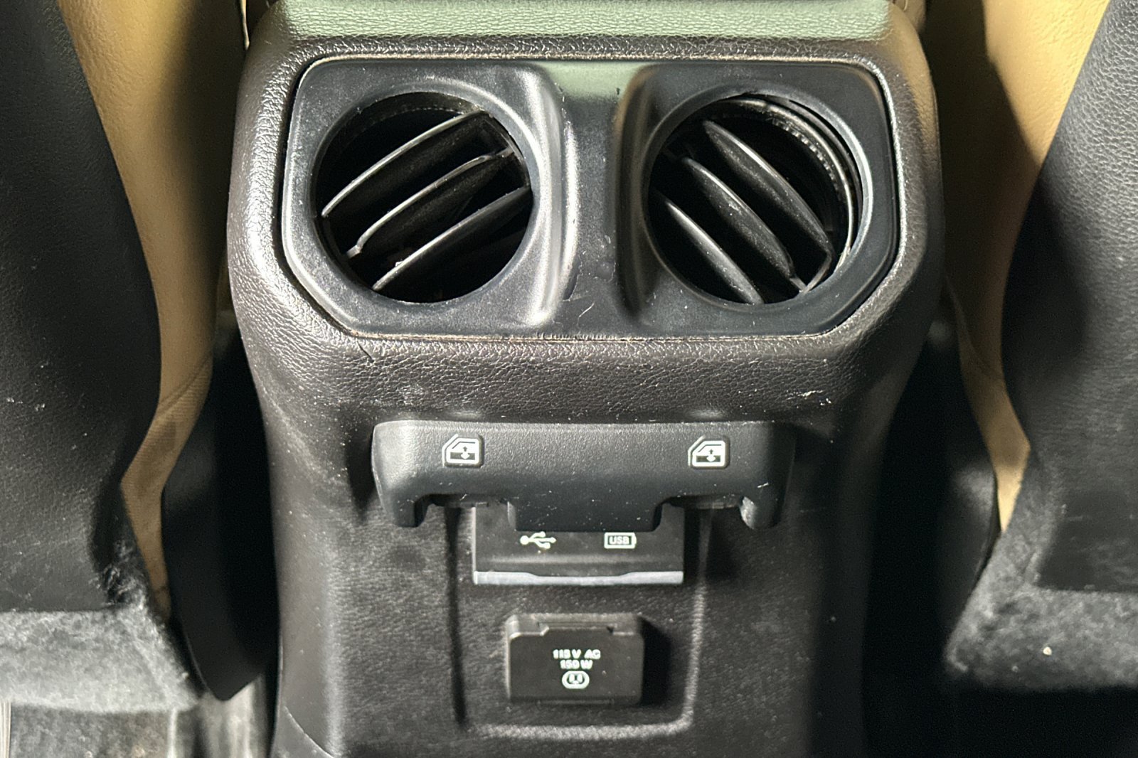 Used 2018 Jeep Wrangler Unlimited Rubicon AWD/4WD image 15