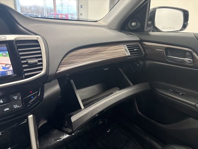 Used 2017 Honda Accord EX-L image 50