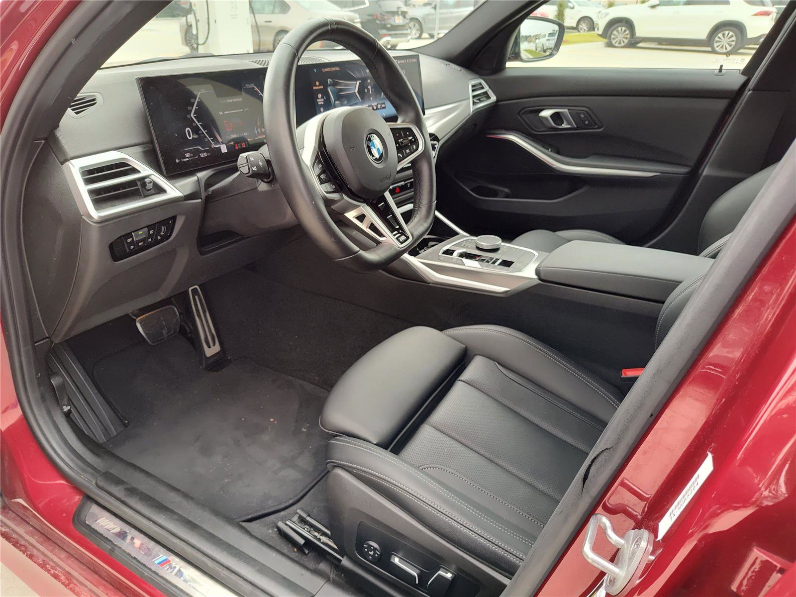 Certified 2025 BMW 330i Sedan image 2