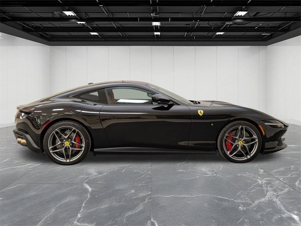 Used 2024 Ferrari Roma image 9